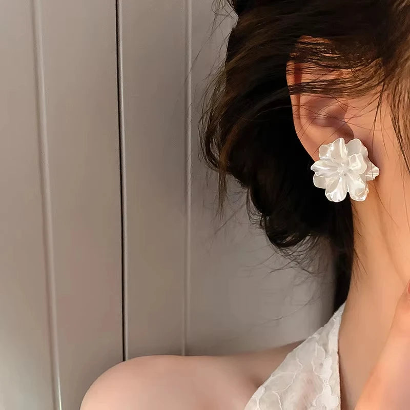 White flower earrings all styles